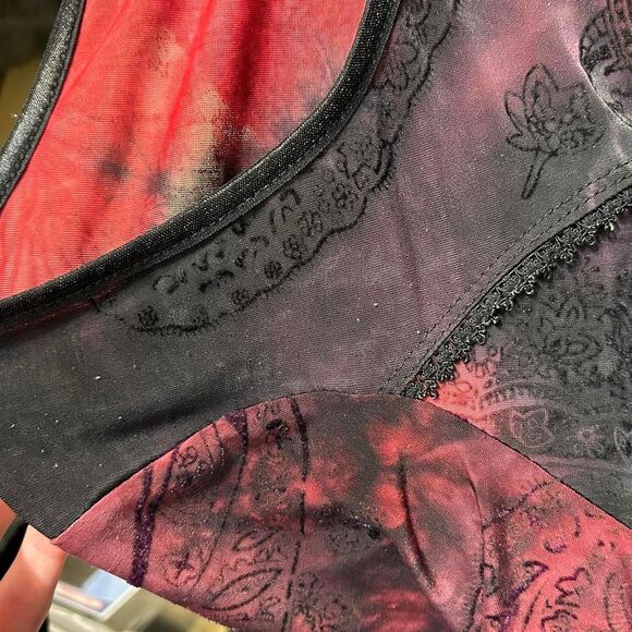 Y2K red & white abstract paisley rose appliqué top whimsigoth fairy grunge dark - Picture 6 of 8